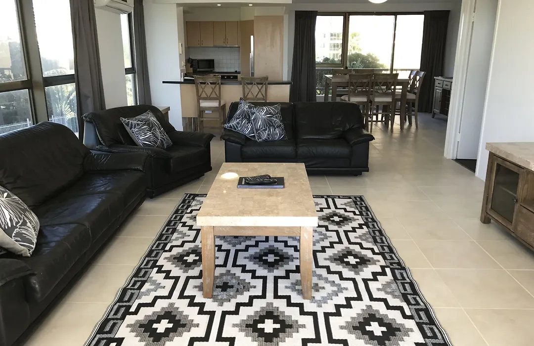 Norfolk Luxury Beachfront Apartments Gold Coast-1
